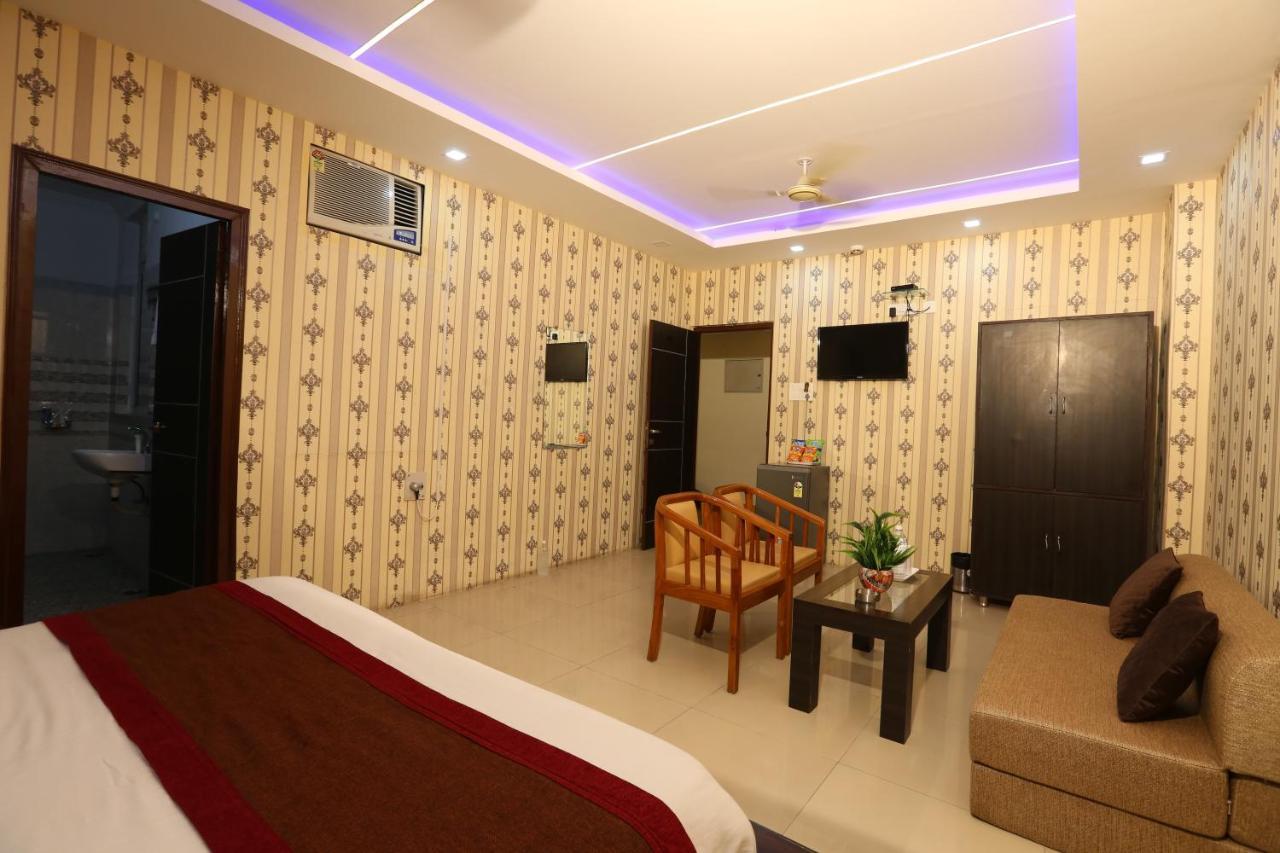 Hotel Nexus L Hotels In Charbagh Lucknow Exterior photo